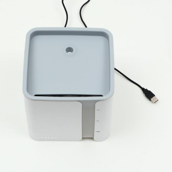 Фонтанчик для животных Carno, 2 л, от USB, бело-серый