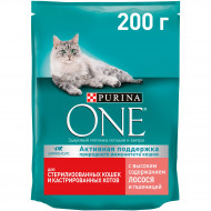 Корм Purina ONE для стерилизованных кошек и котов с лососем и пшеницей, 200 г